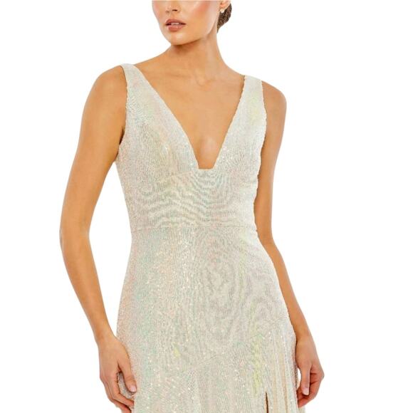 Mac Duggal NWT Iridescent Sequin Tiered Ruffle Maxi Gown Size 12 Formal Evening - Picture 2 of 12